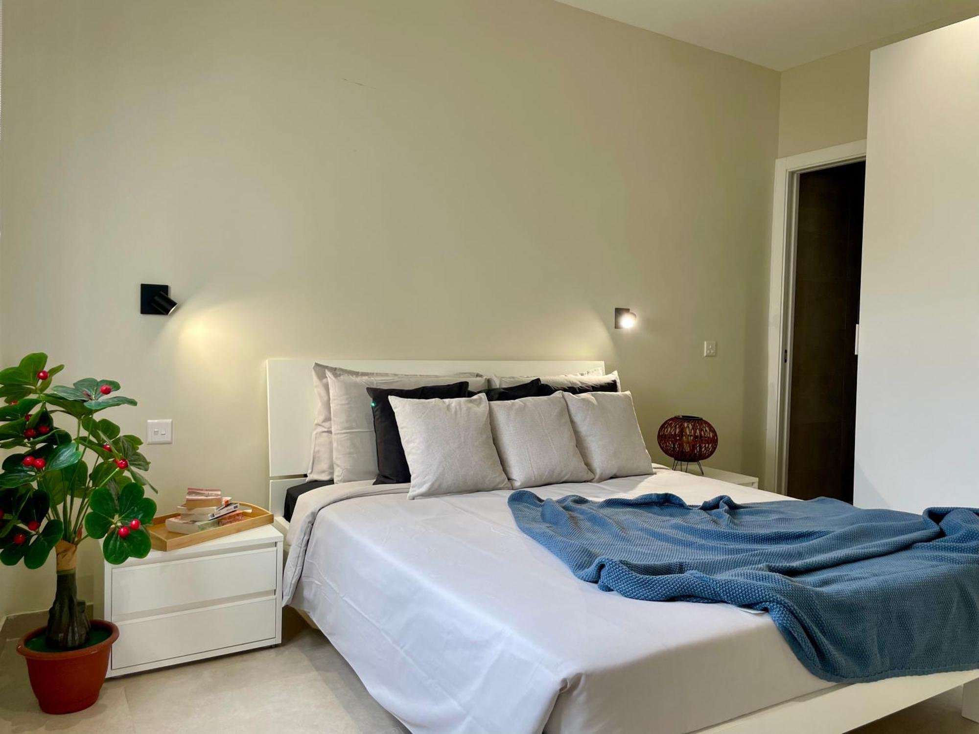 Bugibba Square Seafront Lux Apartments By Holi St. Paul's Bay Exterior foto