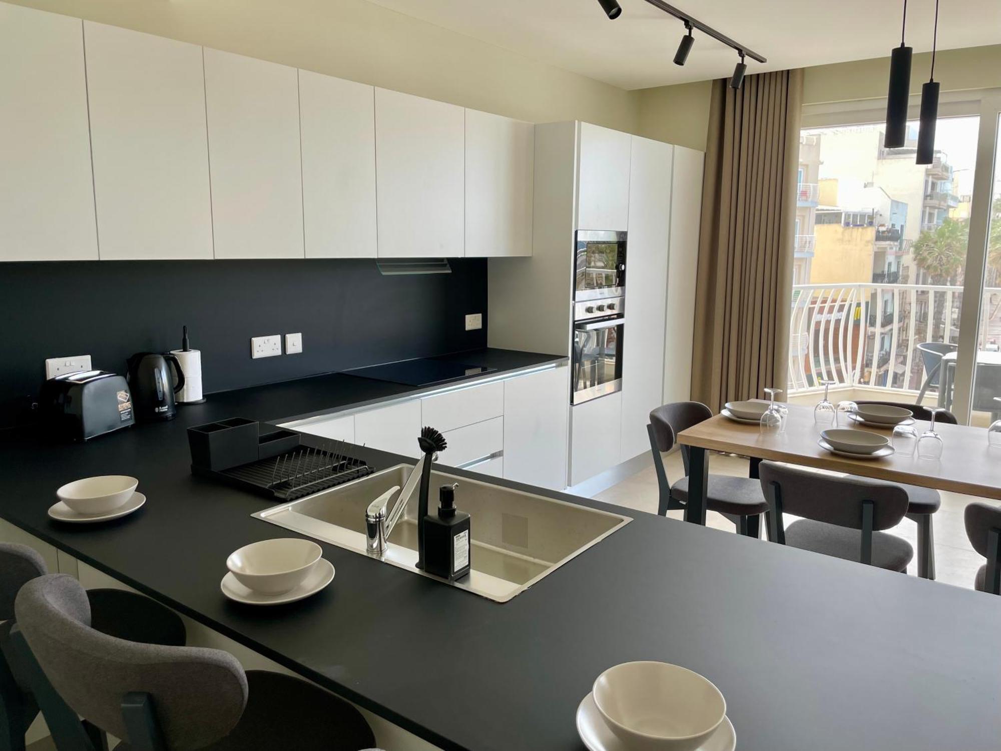 Bugibba Square Seafront Lux Apartments By Holi St. Paul's Bay Exterior foto