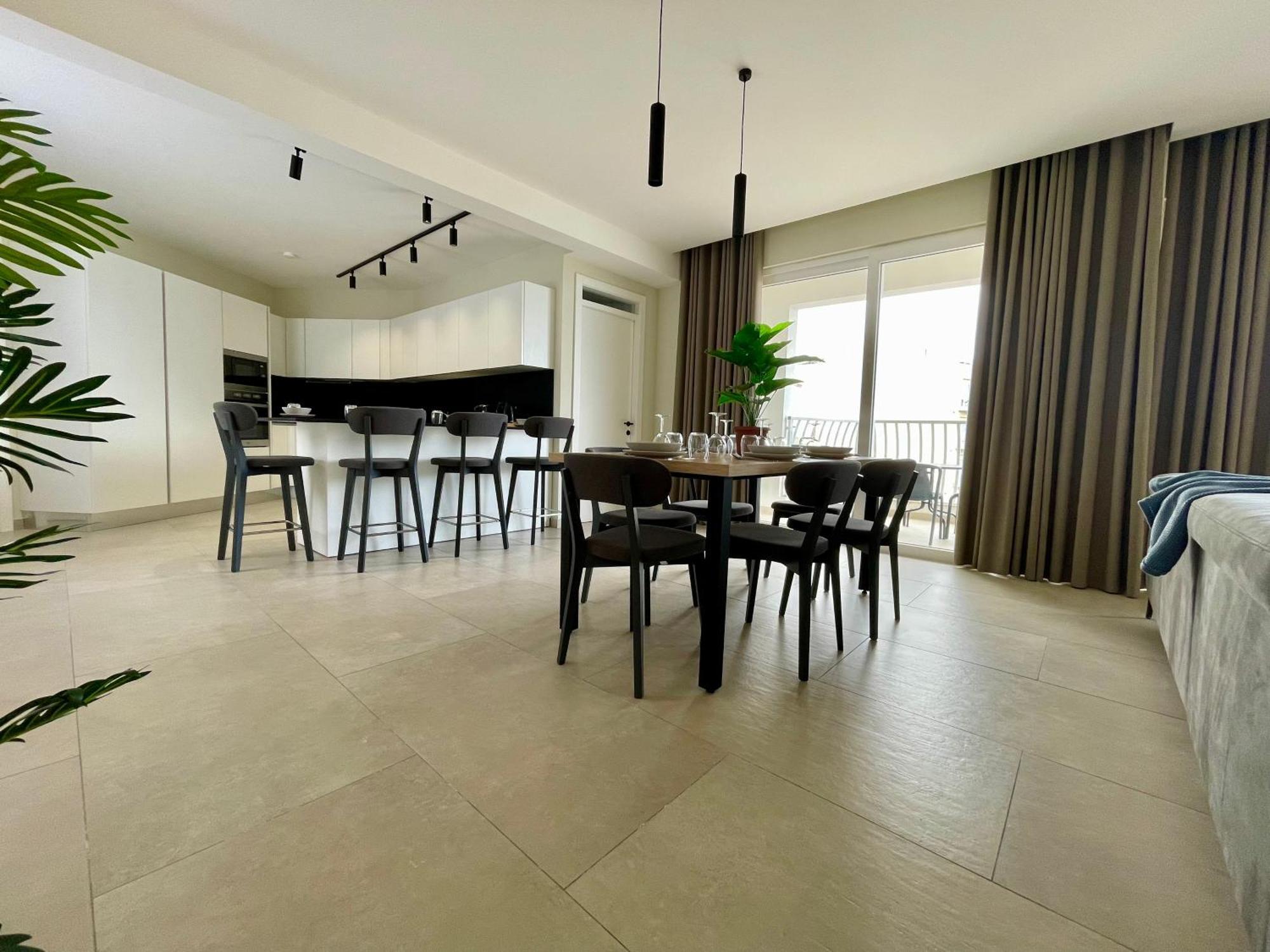 Bugibba Square Seafront Lux Apartments By Holi St. Paul's Bay Exterior foto