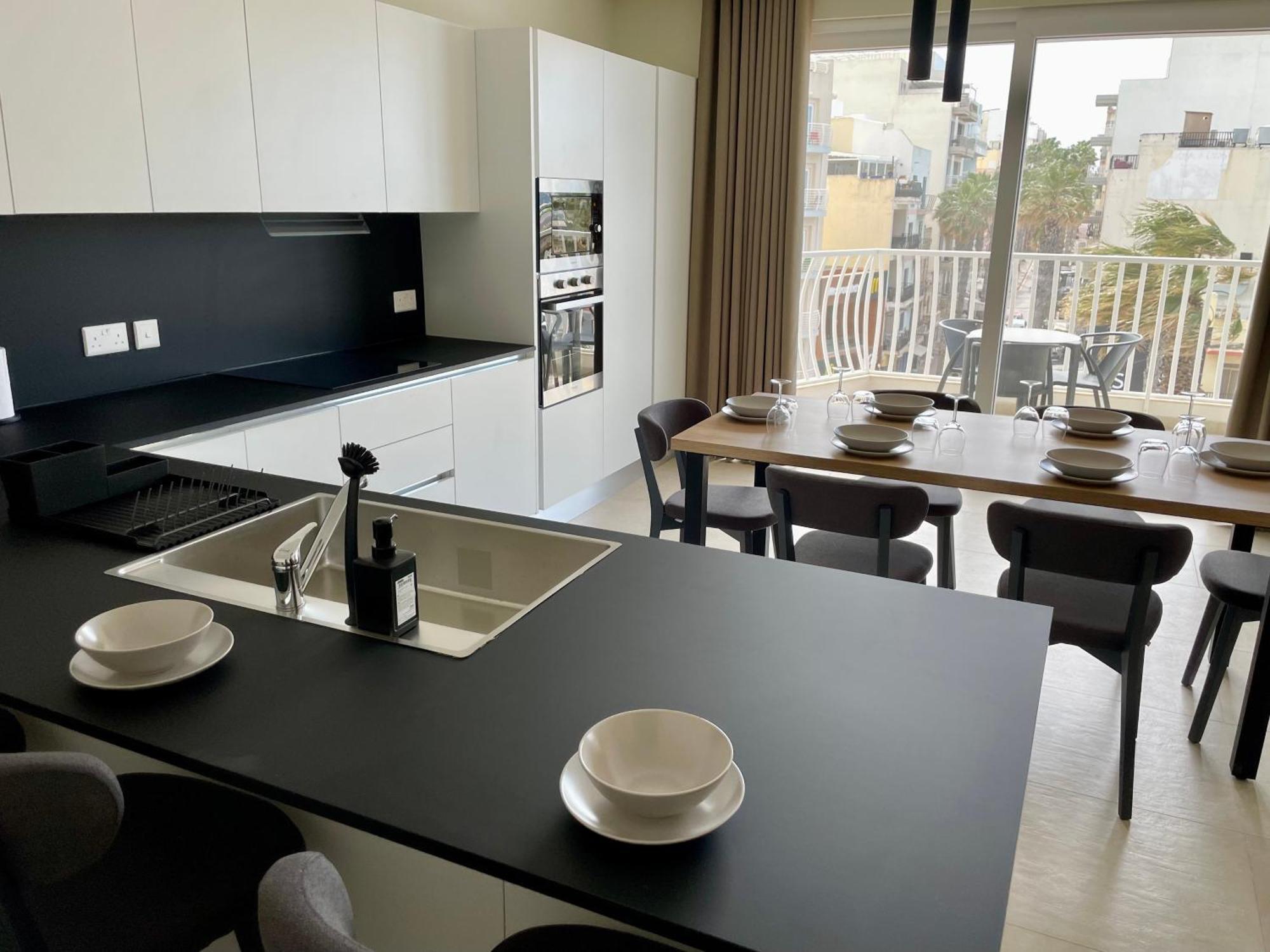 Bugibba Square Seafront Lux Apartments By Holi St. Paul's Bay Exterior foto