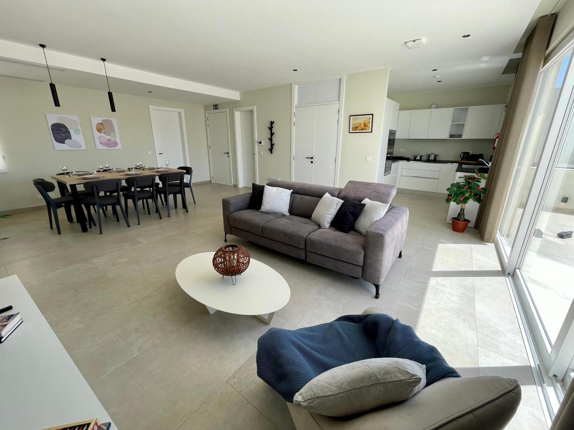 Bugibba Square Seafront Lux Apartments By Holi St. Paul's Bay Exterior foto