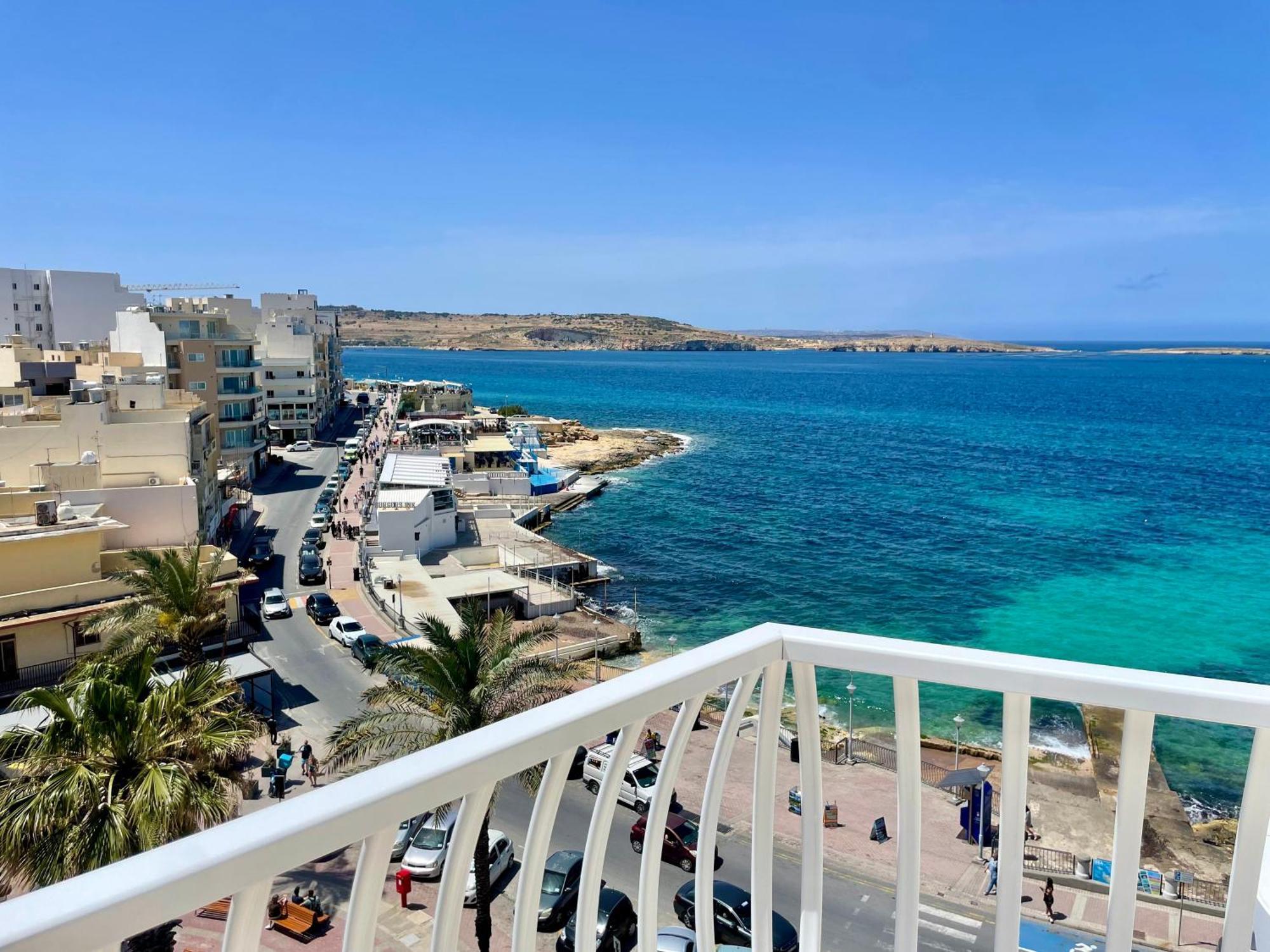 Bugibba Square Seafront Lux Apartments By Holi St. Paul's Bay Exterior foto